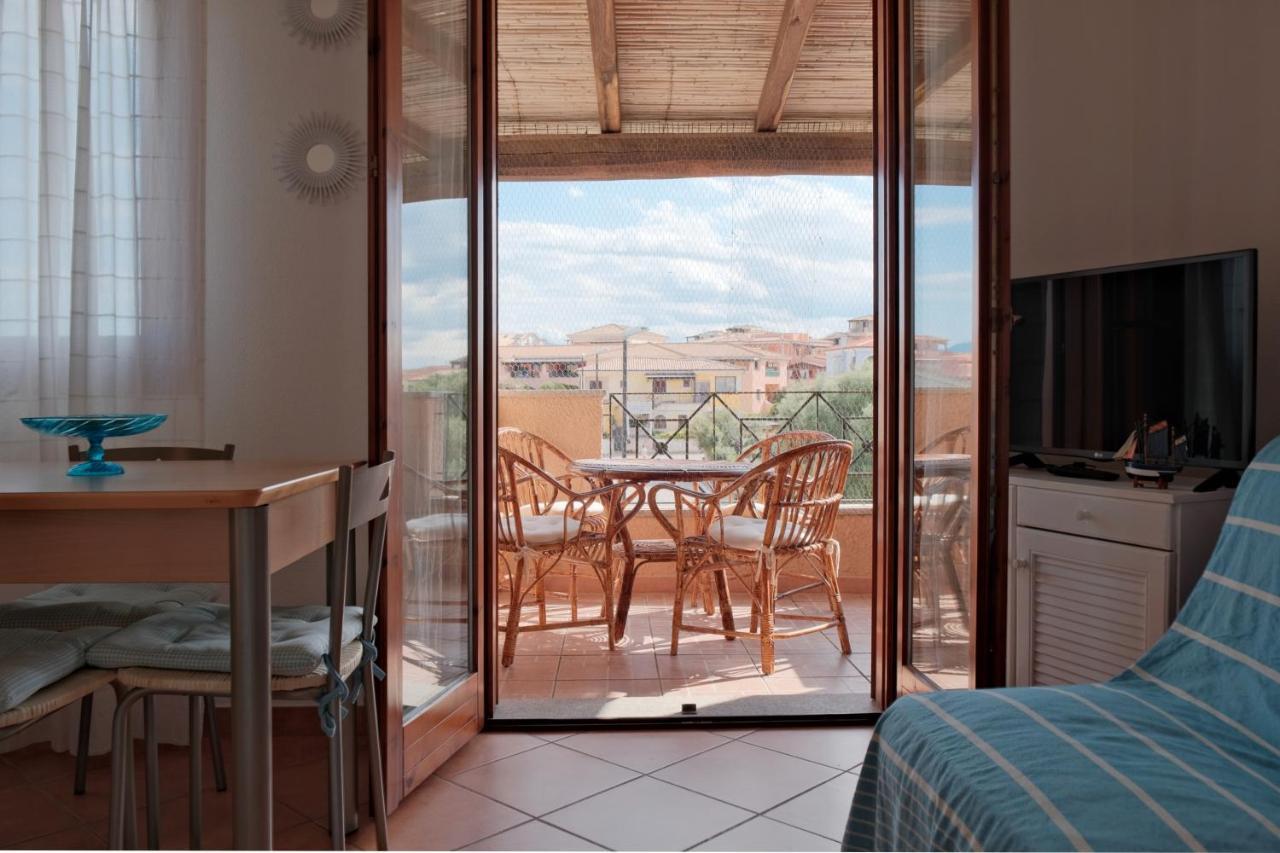 Marina Di Olbia Holiday Home Екстер'єр фото