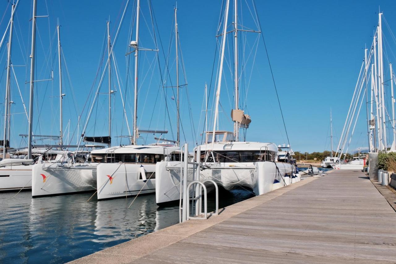 Marina Di Olbia Holiday Home Екстер'єр фото